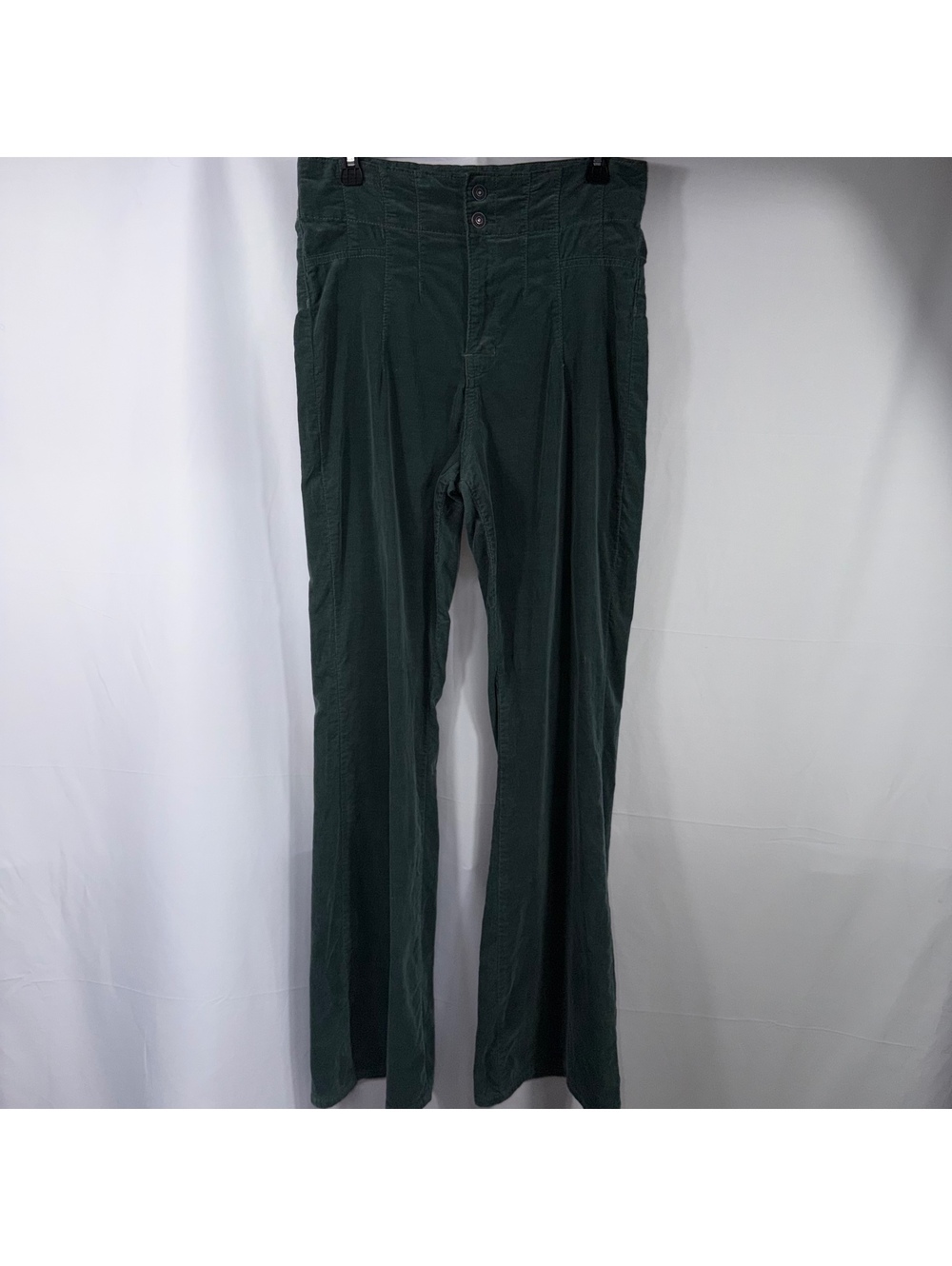 We The Free Green Corduroy Pants Size 31